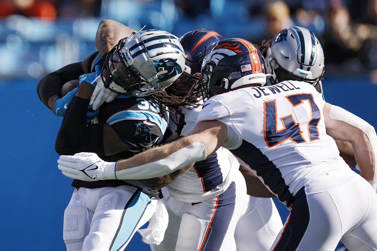 Denver Broncos v Carolina Panthers