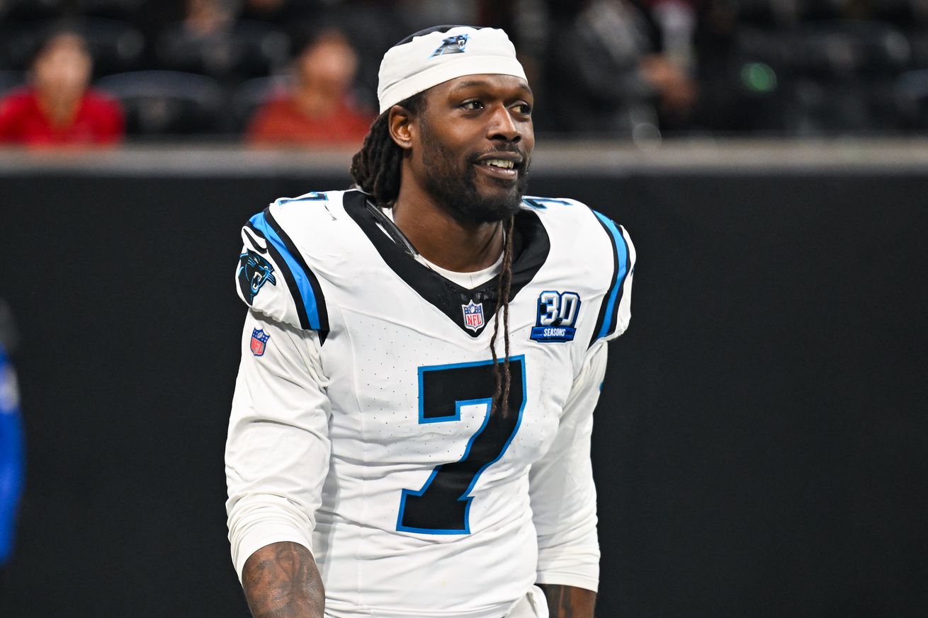 NFL: JAN 05 Panthers at Falcons