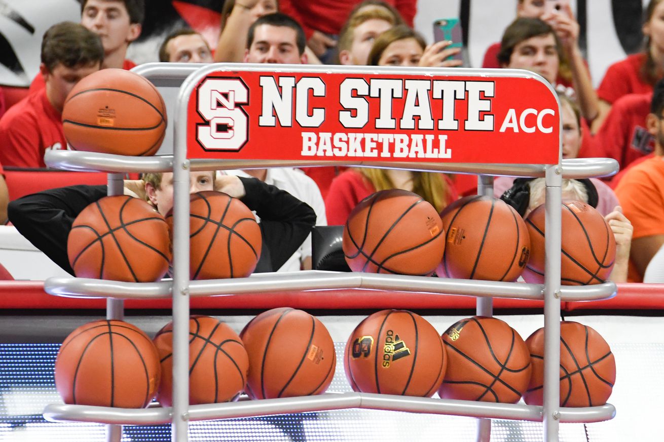 COLLEGE BASKETBALL: JAN 08 North Carolina at NC State