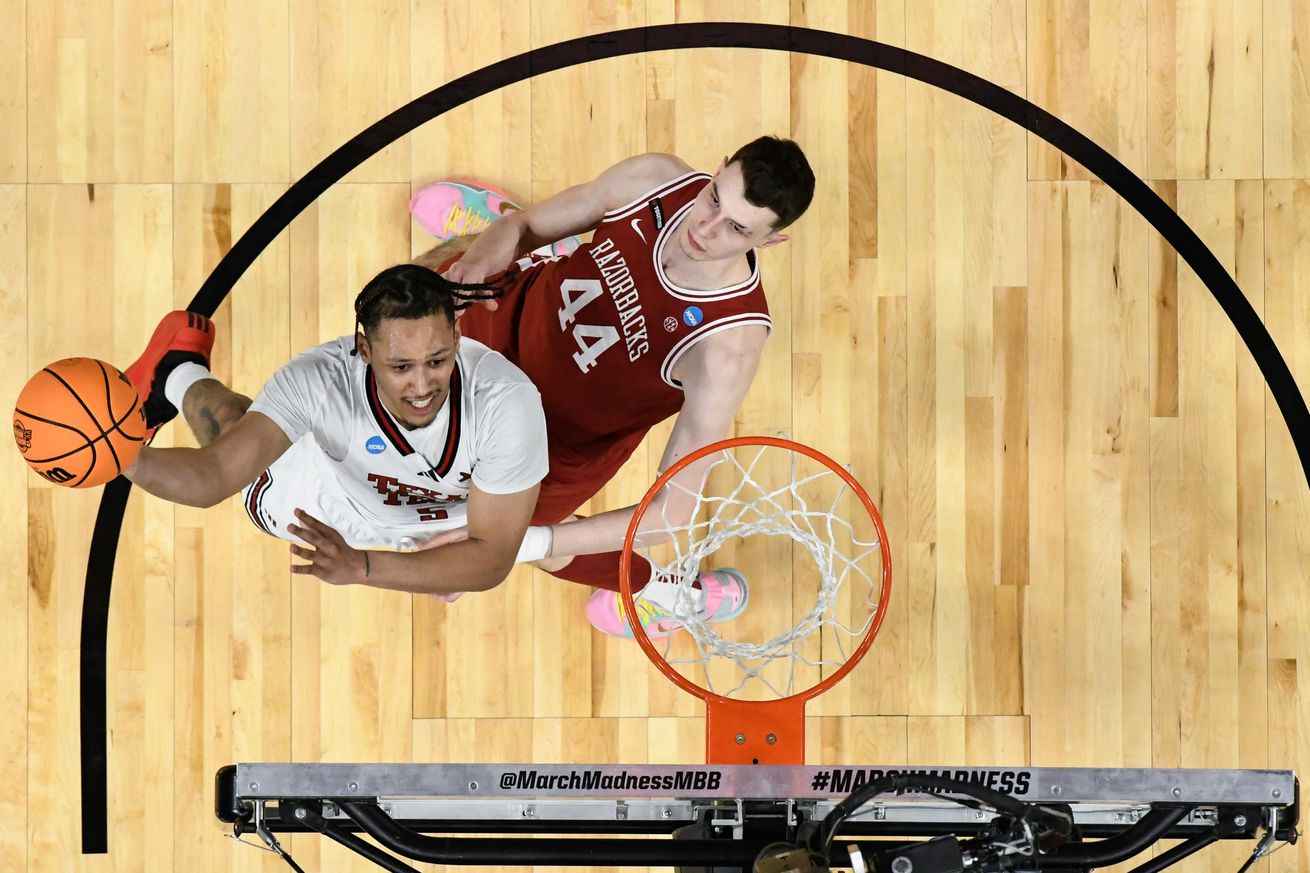 NCAA Basketball: NCAA Tournament West Regional-Arkansas at Texas Tech