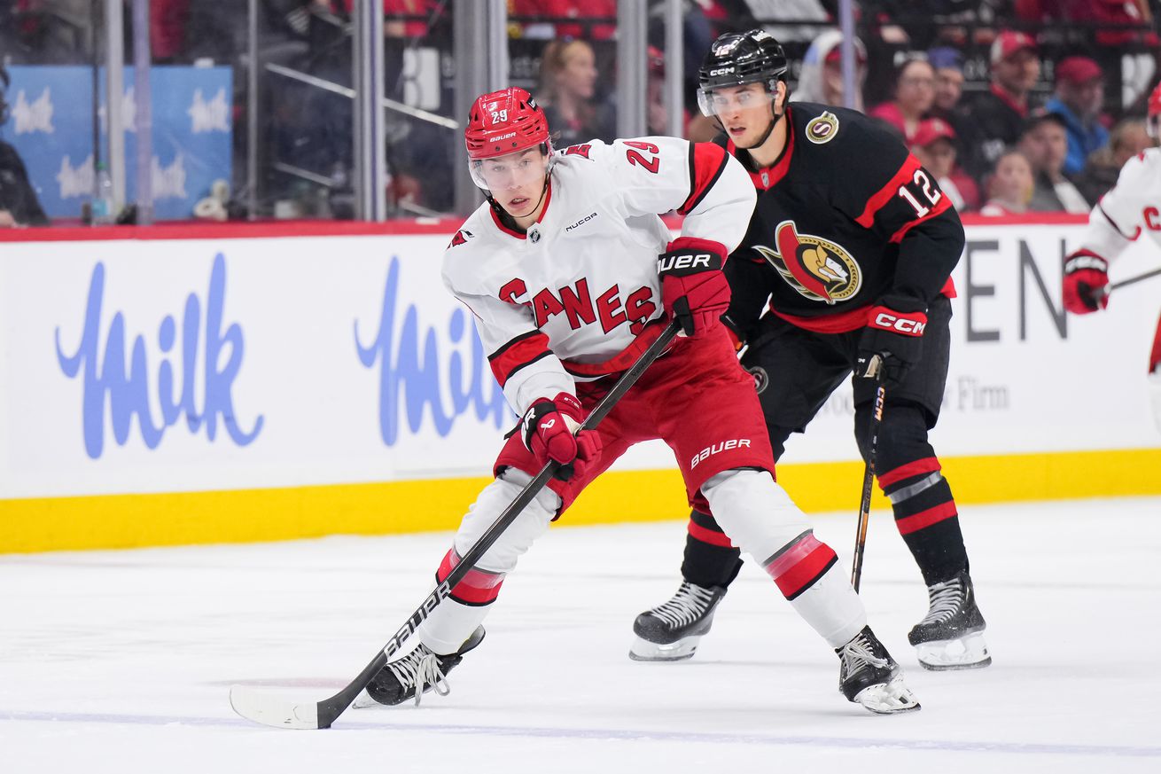 Carolina Hurricanes v Ottawa Senators