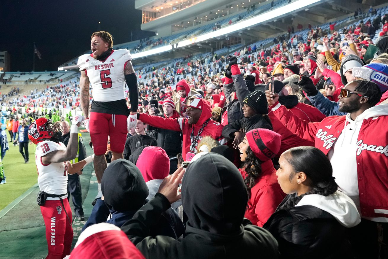NCAA Football: North Carolina State at North Carolina